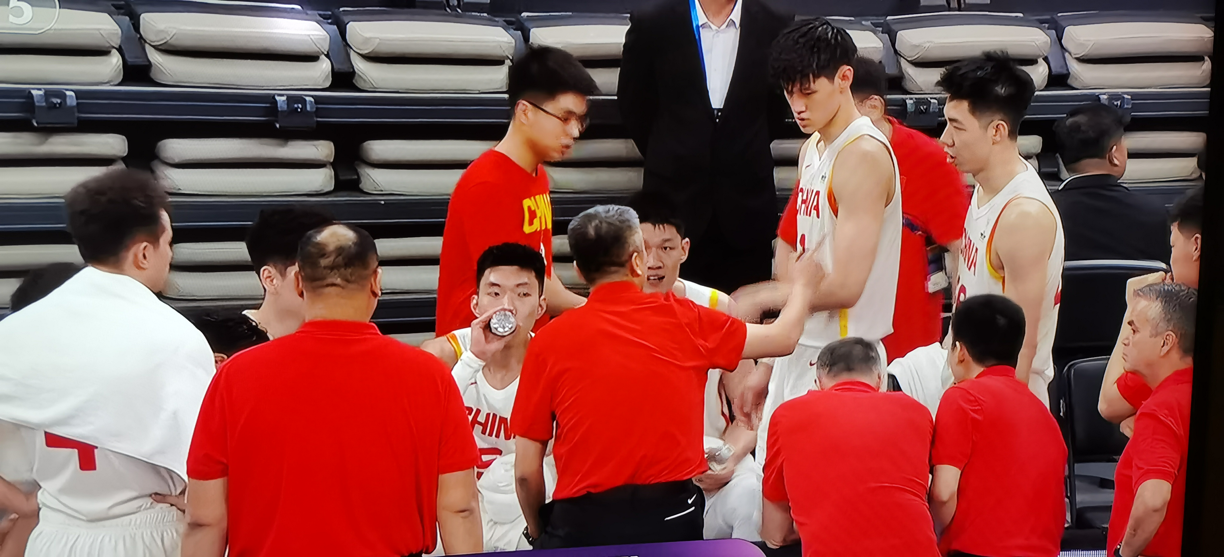 Doinb焦点对战，西亚卡姆与50激战TL分钟，出色发挥胜负难料！-爱游戏娱乐