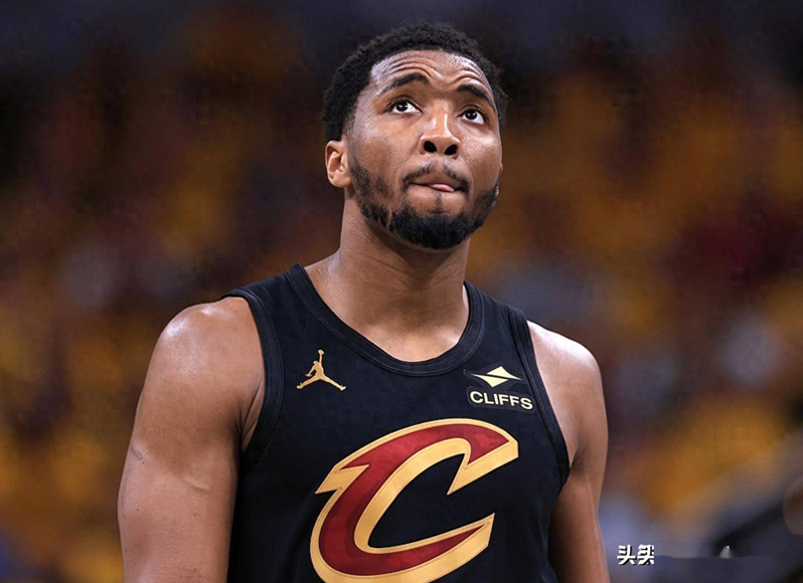 西亚卡姆重返赛场，出色发挥首场状态出色，瑞士队观众沸腾！-爱游戏体育