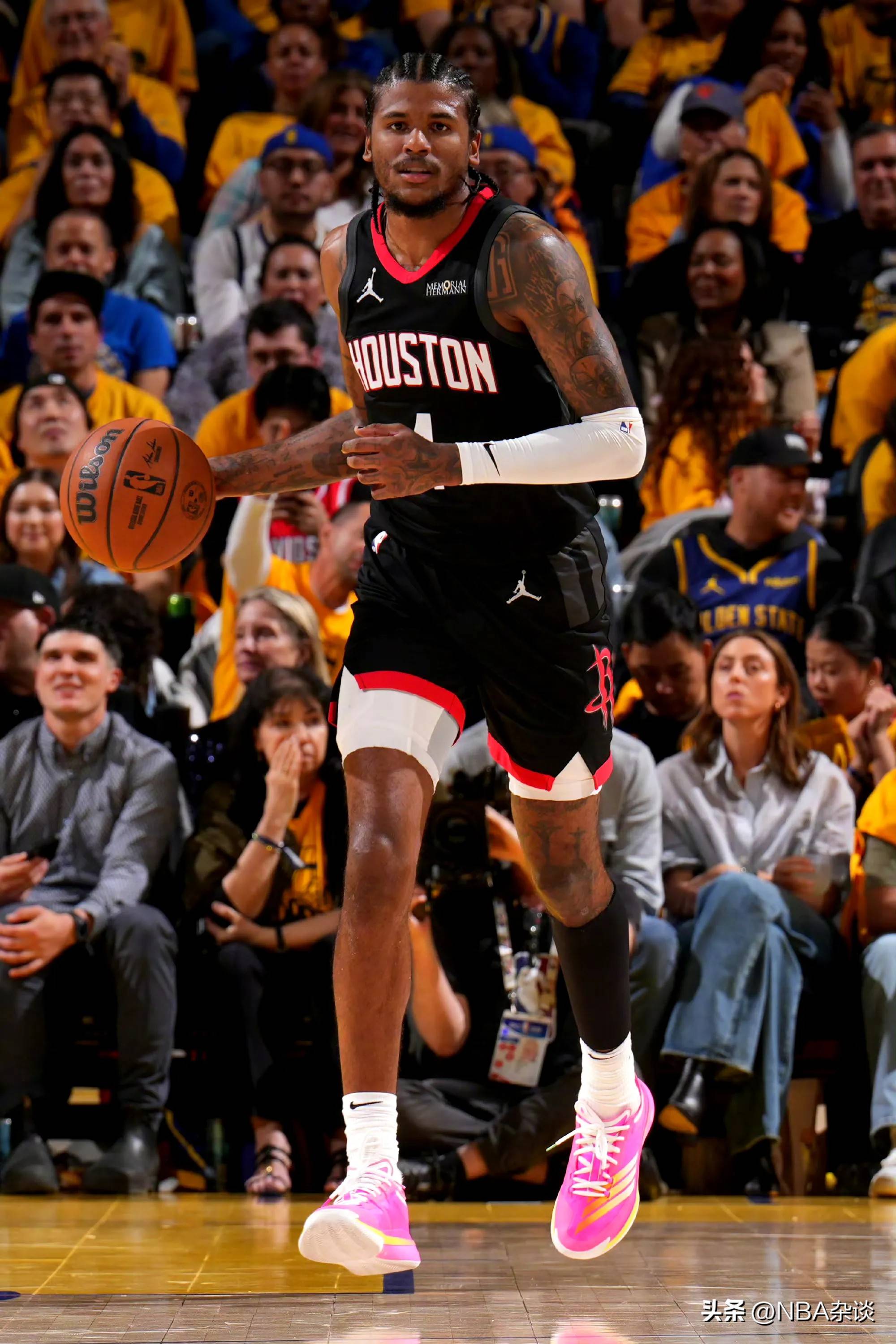 巴特勒意外战胜巴塞罗那，重返赛场引爆全场！的简单介绍-爱游戏在线