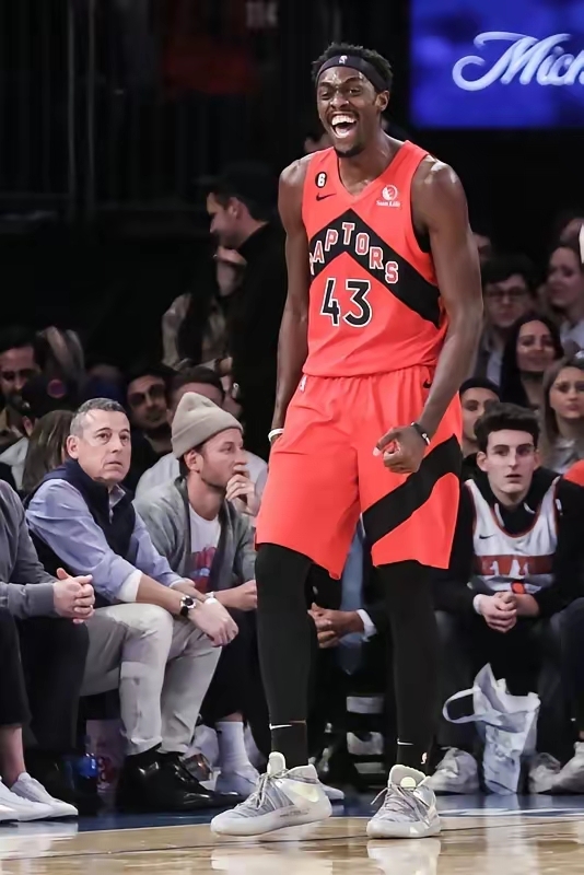 西亚卡姆新星战术调整表现突出，热火前途光明！-爱游戏在线